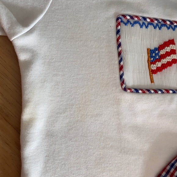 Boys 4th of a July Smocked top with short set - Picture 2 of 2